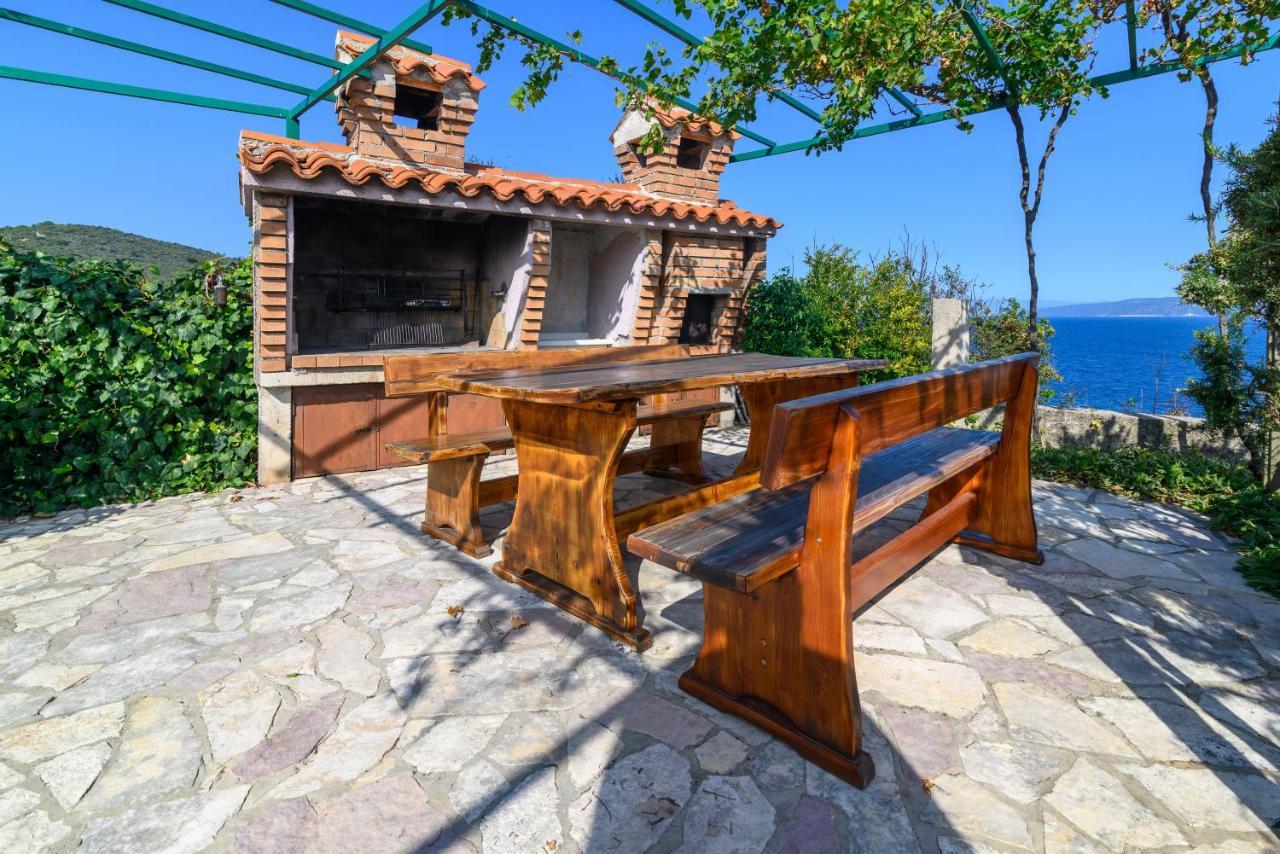 Apartments By The Sea Duga Luka - Prtlog, Labin - 2335 Exterior photo