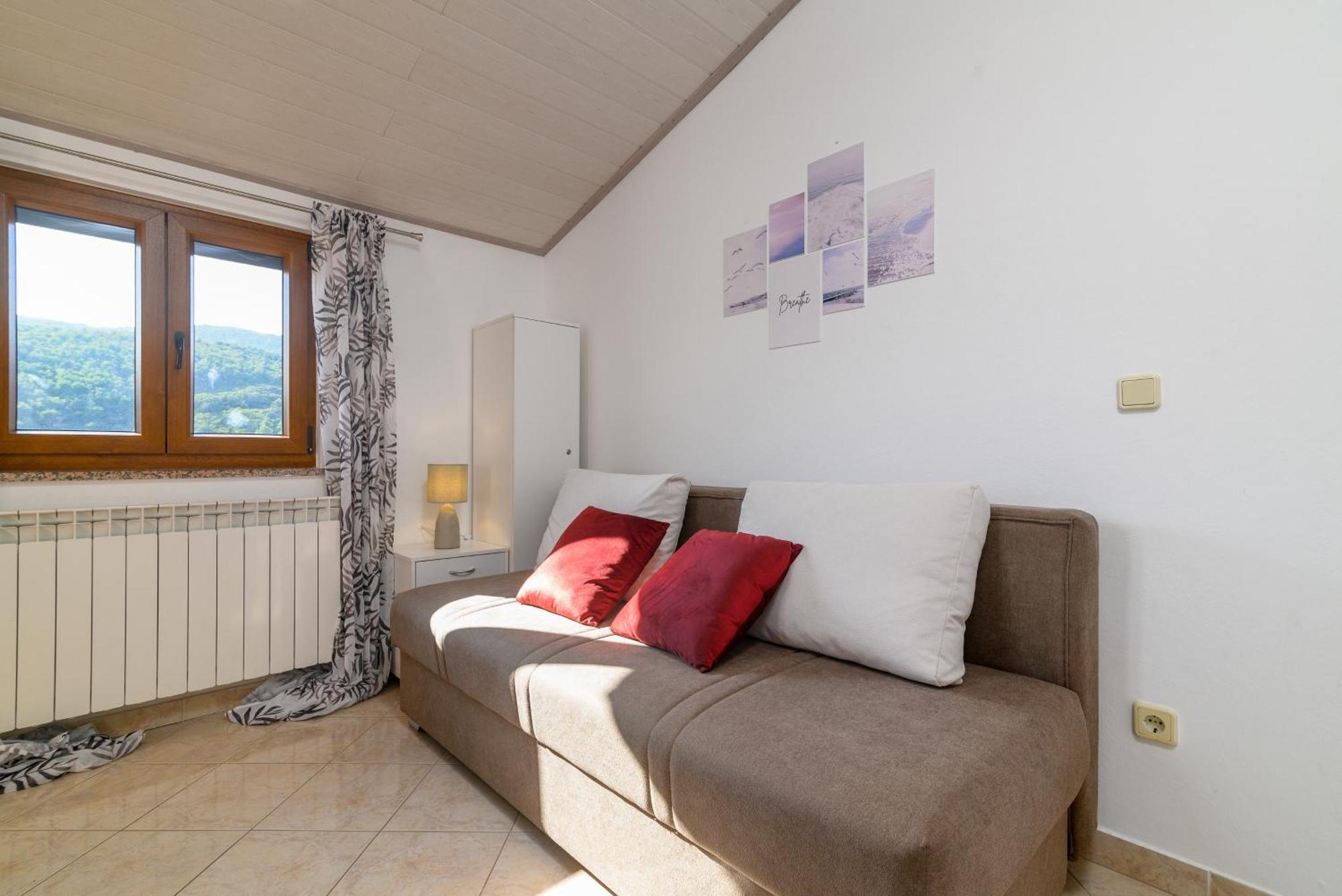 Apartments By The Sea Duga Luka - Prtlog, Labin - 2335 Room photo